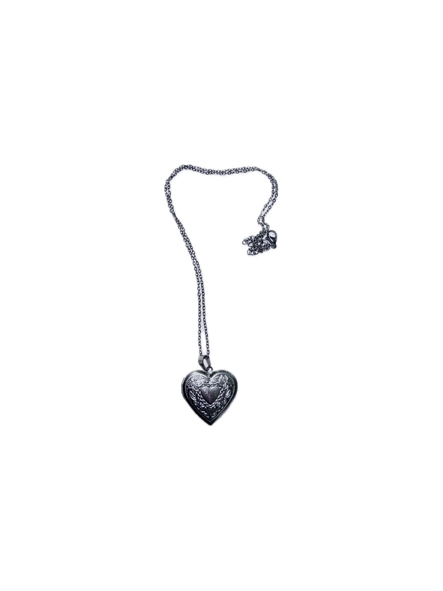 Love Eri Necklace